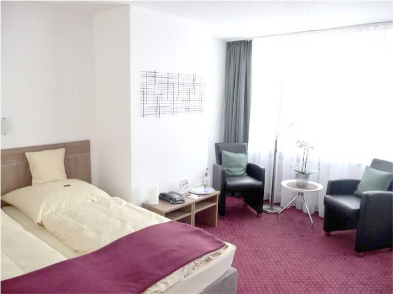 Hotel Sechzehn Leverkusen Ngoại thất bức ảnh