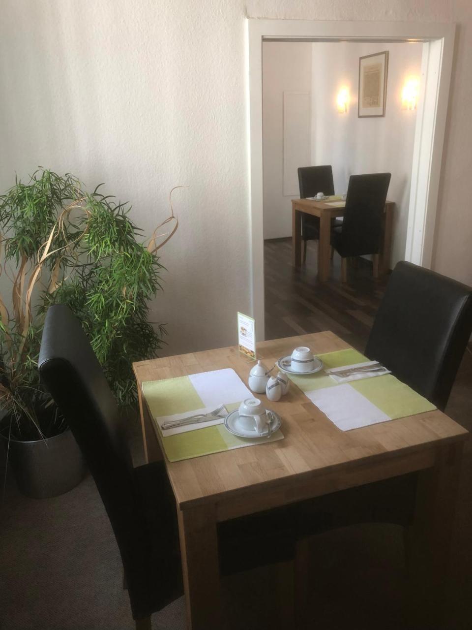 Hotel Sechzehn Leverkusen Ngoại thất bức ảnh